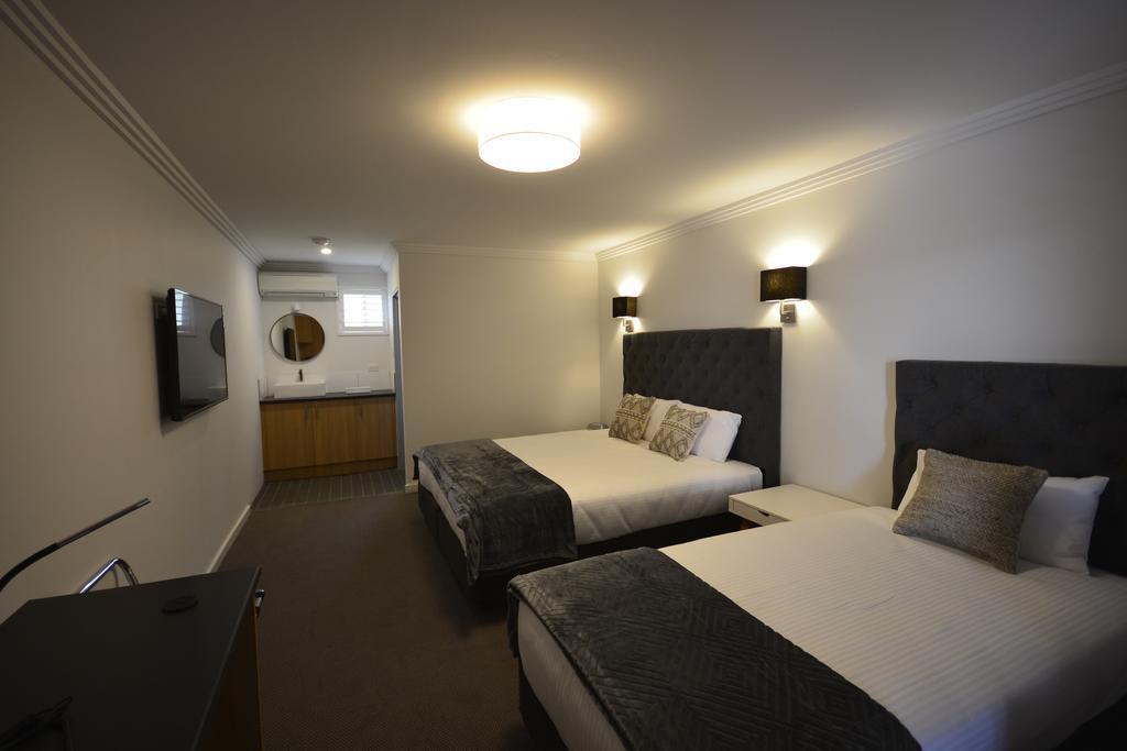 Quays Hotel Batemans Bay Esterno foto